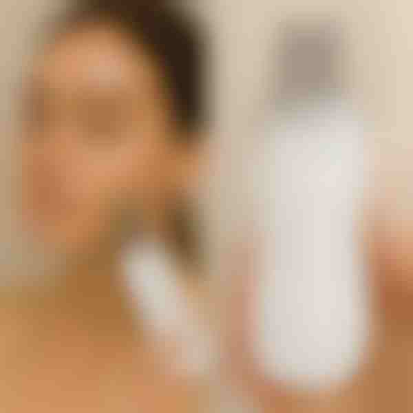 Cavitatiepeeling voor diepe reiniging | GUGUPURE